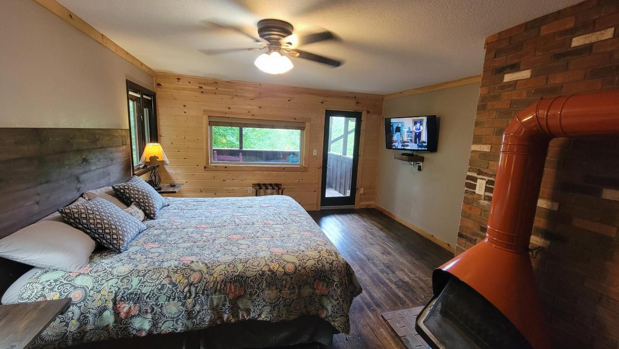 Bear Necessities, Luxury 5Bd Mtn Views, Hot Tub, Many Bear Sightings Villa Gatlinburg Bagian luar foto
