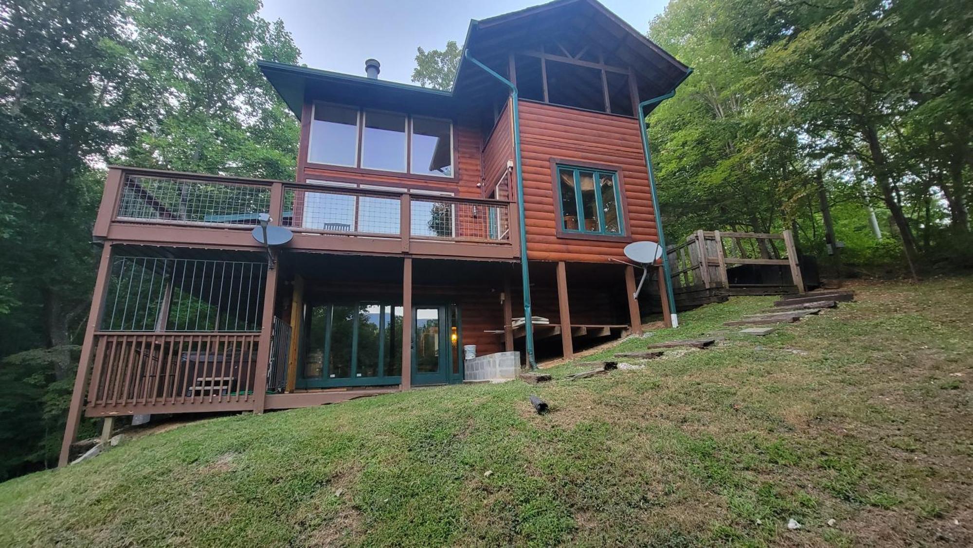 Bear Necessities, Luxury 5Bd Mtn Views, Hot Tub, Many Bear Sightings Villa Gatlinburg Bagian luar foto