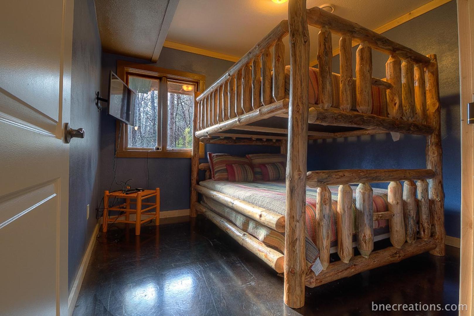 Bear Necessities, Luxury 5Bd Mtn Views, Hot Tub, Many Bear Sightings Villa Gatlinburg Bagian luar foto