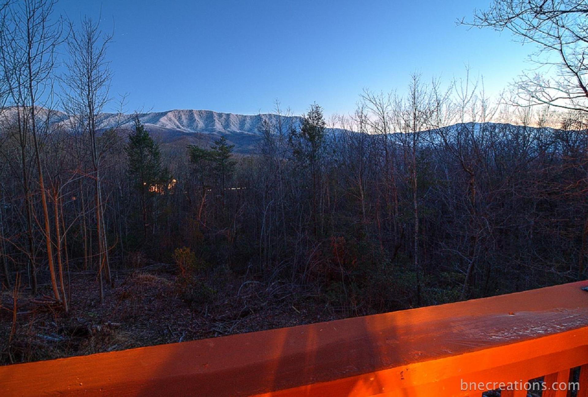 Bear Necessities, Luxury 5Bd Mtn Views, Hot Tub, Many Bear Sightings Villa Gatlinburg Bagian luar foto